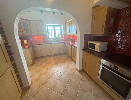 Additional kitchen view